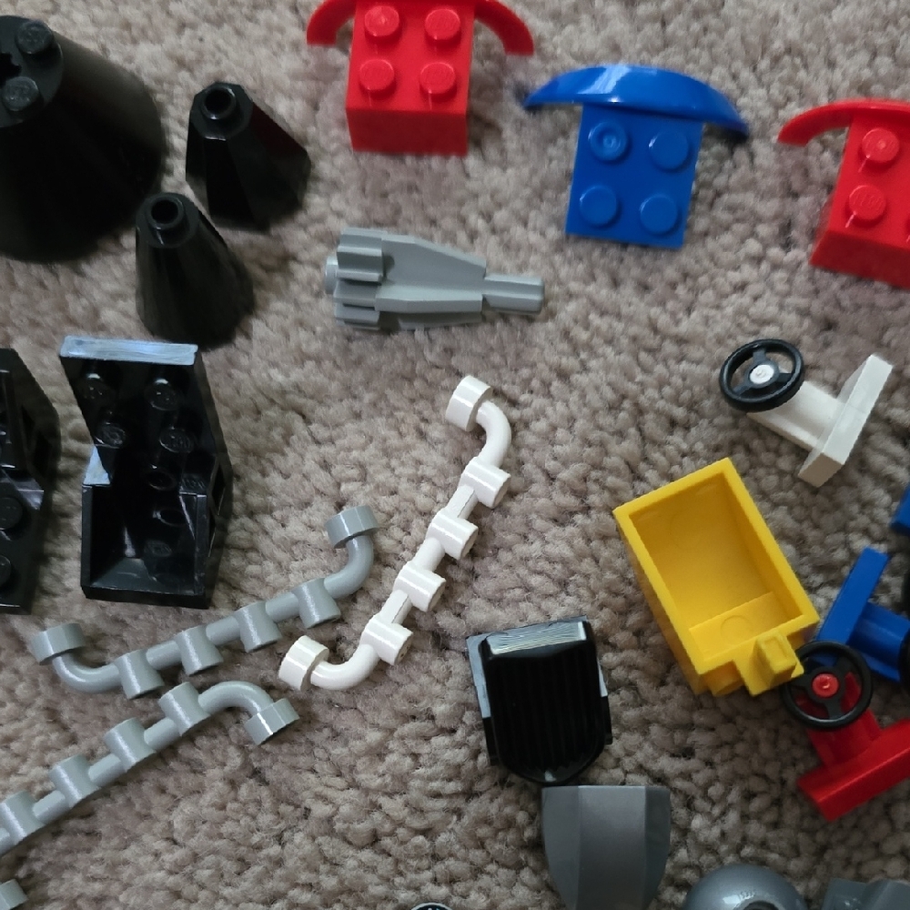 LEGO Automobile Pieces and Parts Building Blocks Set - Picture 12 of 16